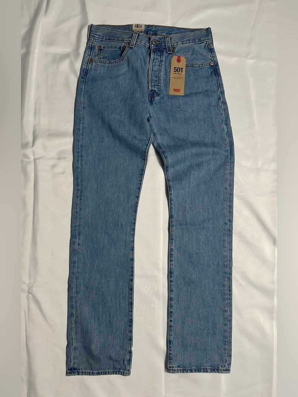 NWT Men’s Levi's Straight Leg Button Fly Jeans in Blue Denim